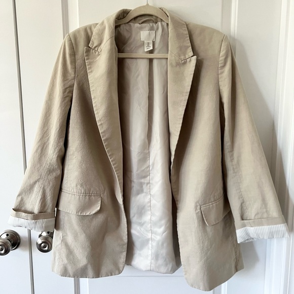 H&M Jackets & Blazers - H&M Women’s Cream Blazer | Size Large